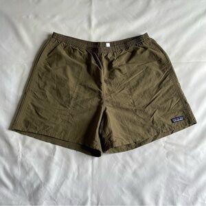Patagonia Olive green short for men’s